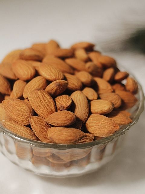 Premium Badamgiri (Almond Kernels) – Crunchy, Fresh & Nutrient-Rich Almonds