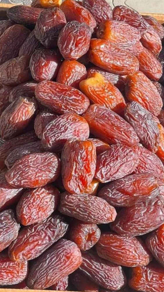 Premium Chuara (Dry Dates) – Naturally Sweet, Energy-Rich & Nutrient-Dense Dry Fruits 500g