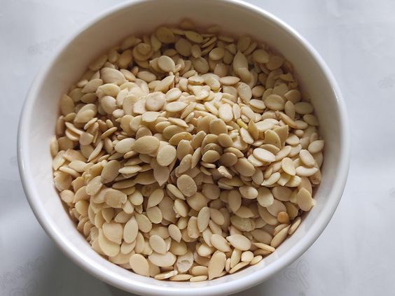 Premium Watermelon Seeds (Magaj) – Fresh, Crunchy & Protein-Rich Healthy Seeds 500g