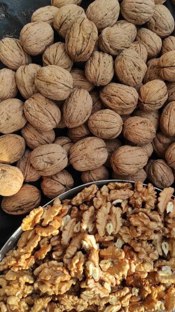 Premium Natural Walnuts (Akhrot) – Fresh, Crunchy & Nutrient-Rich Dry Fruits 1Kg