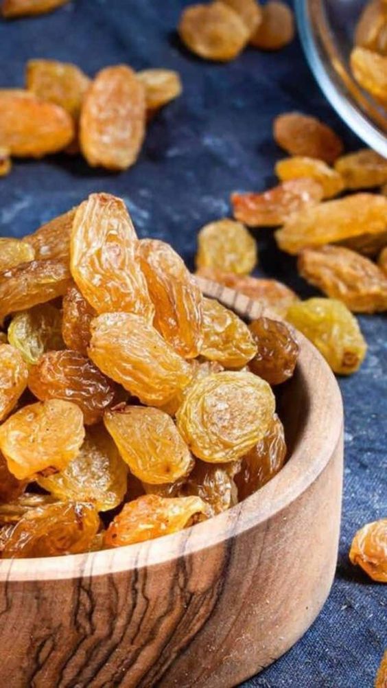 Premium Munakka (Large Raisins) – Natural, Sweet & Nutrient-Rich Dry Fruits 500g